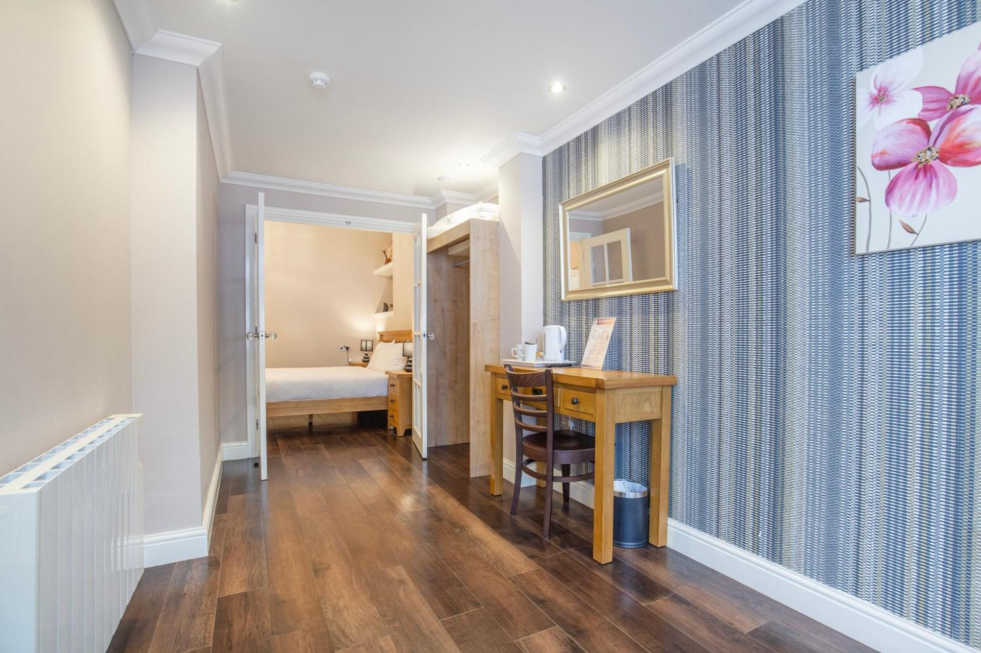 Marlborough Hotel NWI Dış mekan fotoğraf