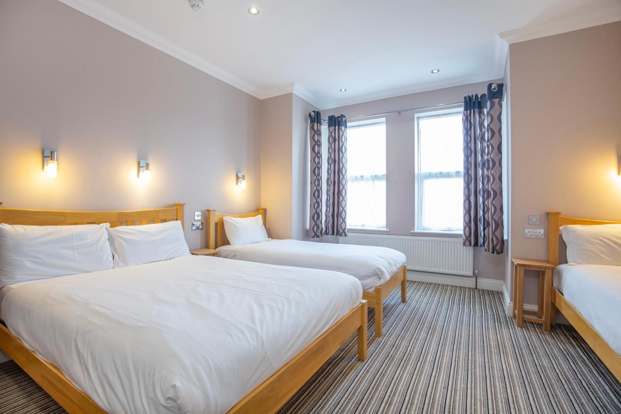 Marlborough Hotel NWI Oda fotoğraf